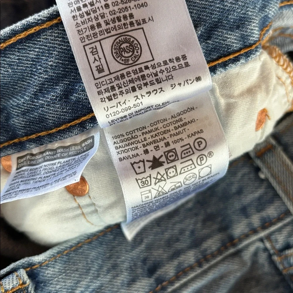 Levi’s 501 Jeans - Picture 9 of 9